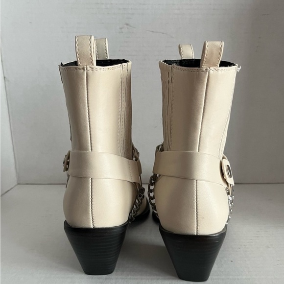 BILLINI WESTERN ANKLE BOOTS. - Picture 7 of 8